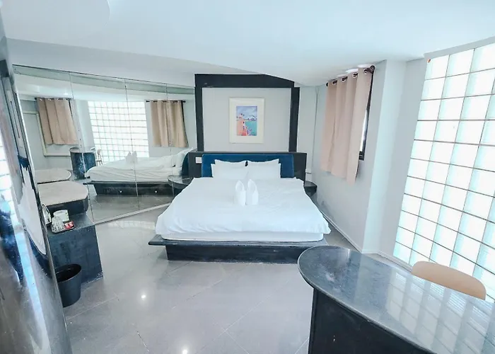 公寓 Casa Sukhumvit 39 - สุขุมวิท 39 曼谷