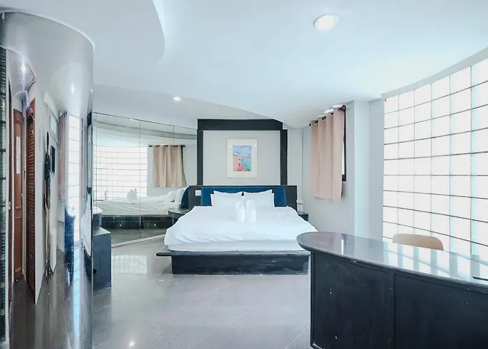 公寓 Casa Sukhumvit 39 - สุขุมวิท 39 *